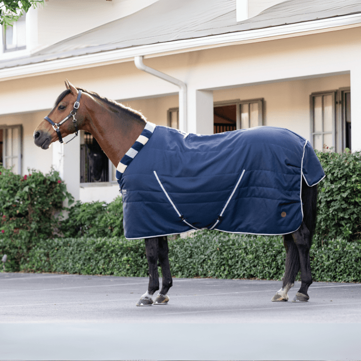 Horseware Newmarket Cosy Stable 100g