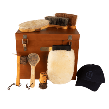 Grooming Deluxe Tack Box Set Grooming Deluxe Tack Box Set